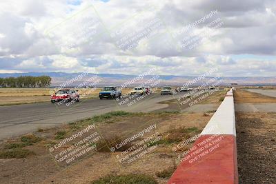 media/Sep-30-2023-24 Hours of Lemons (Sat) [[2c7df1e0b8]]/Track Photos/115pm (Front Straight)/